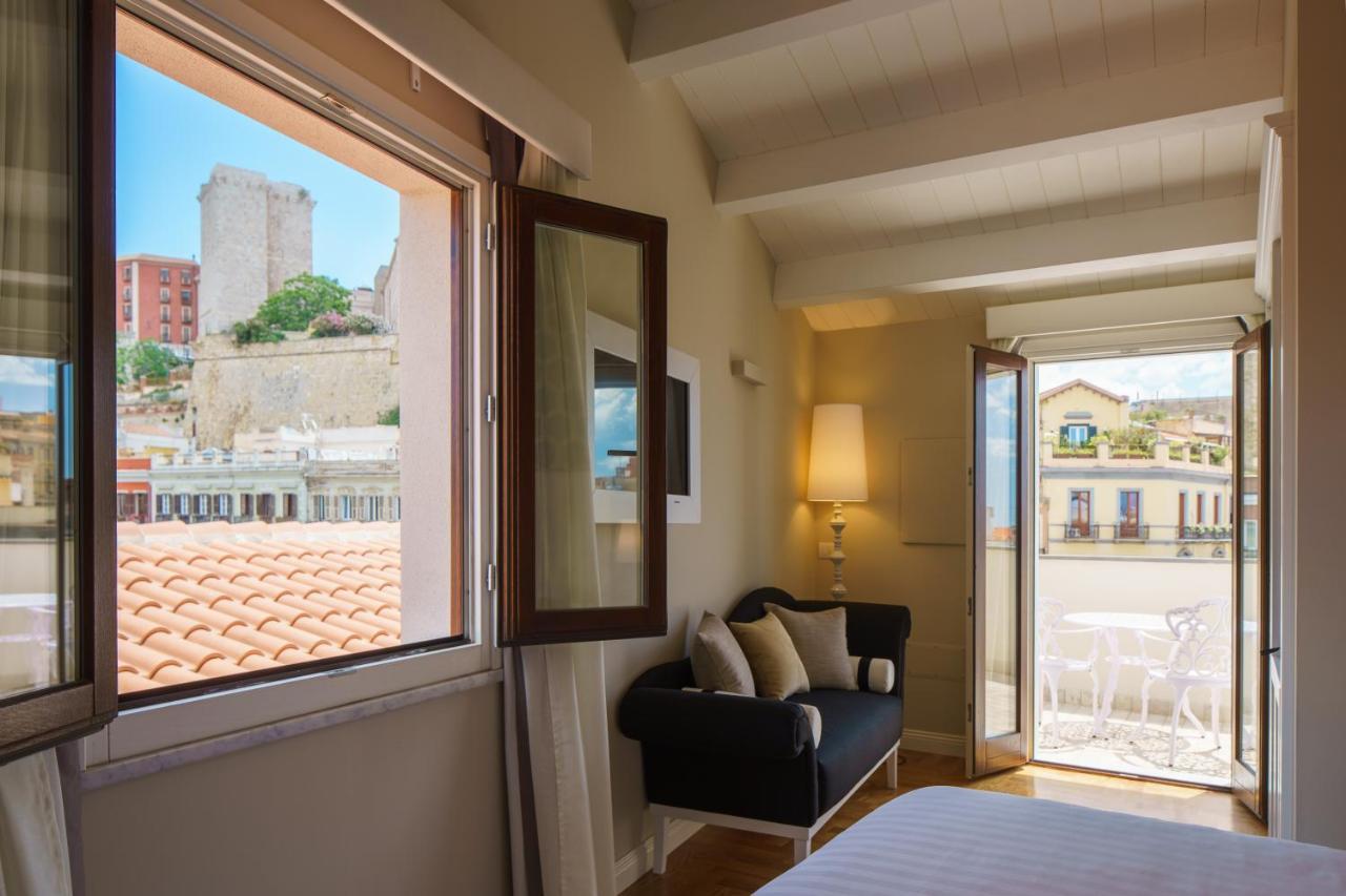 Boutique Hotel Carlo Felice 卡利亚里 外观 照片