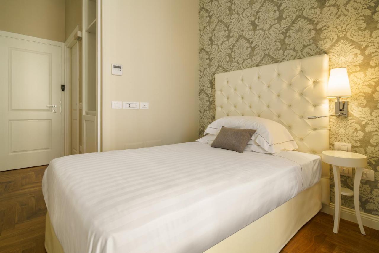 Boutique Hotel Carlo Felice 卡利亚里 外观 照片